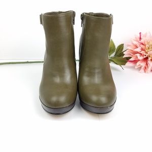 Torrid olive green wedge bootie size 8 wide